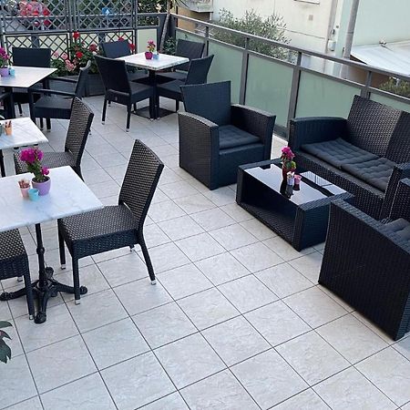 Hotel Liana Rimini Extérieur photo